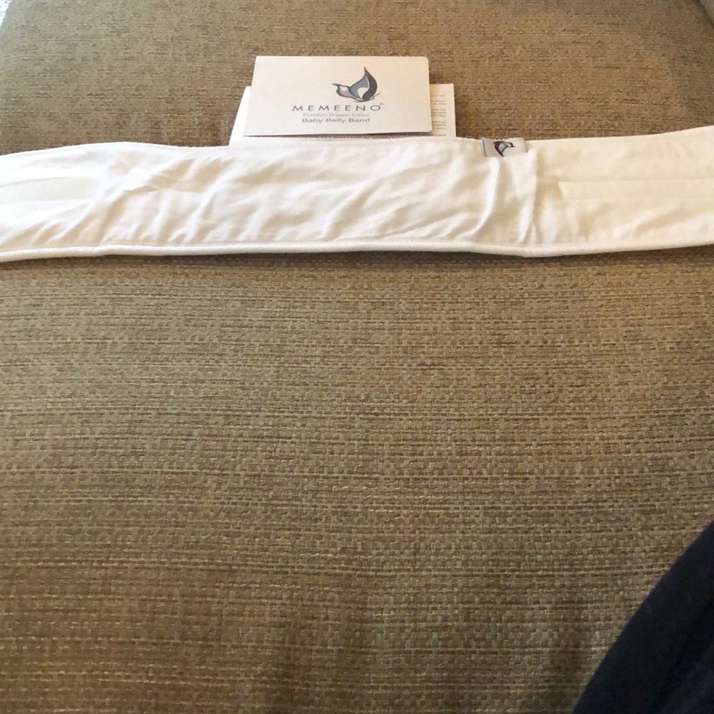 Memeeno belly band for newborn babies